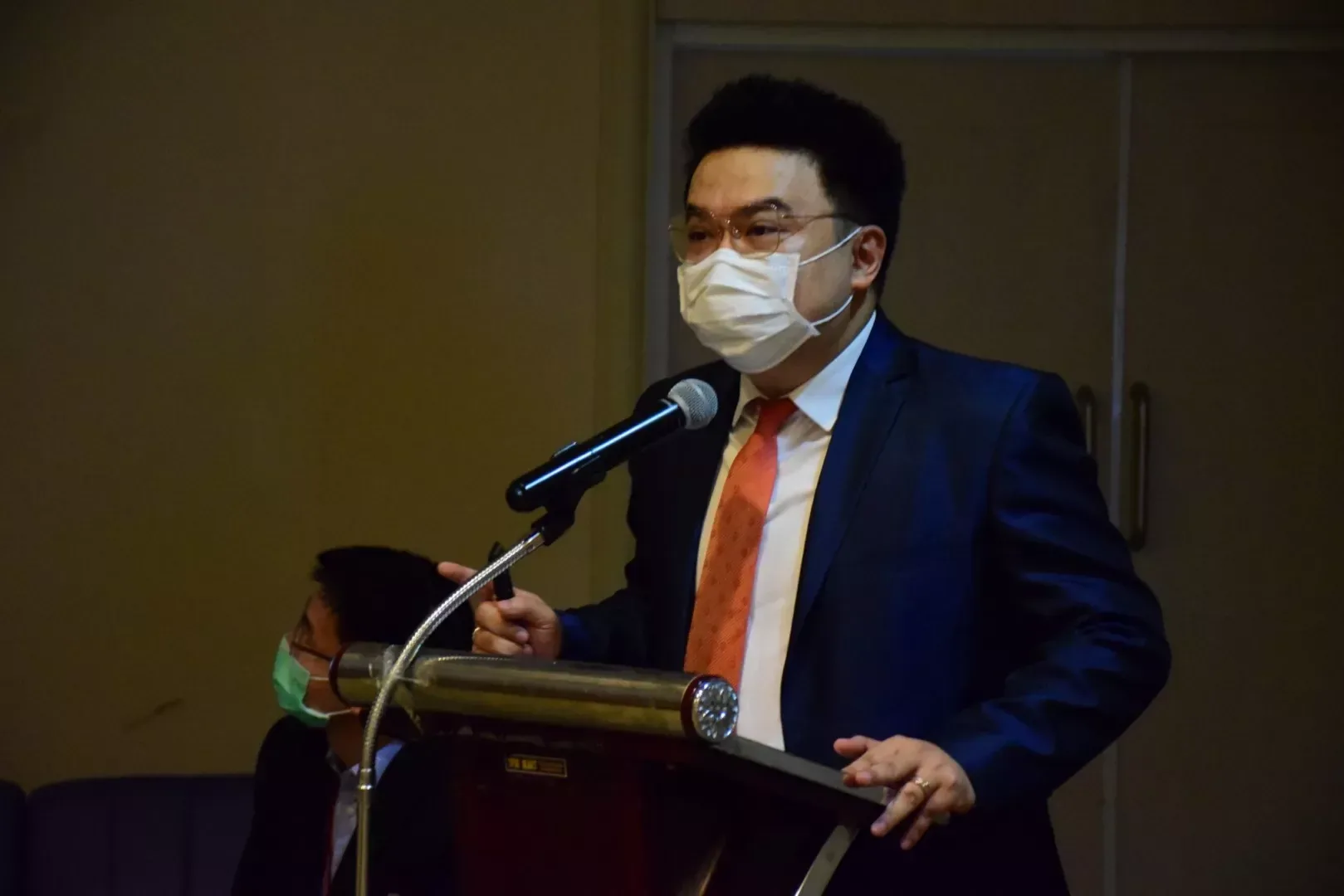 กิจกรรม อบรมหัวข้อ การพ่นฆ่าเชื้อและการกำจัดแมลงในอาคารใหญ่ โรงพยาบาลจุฬาลงกรณ์ สภากาชาดไทย